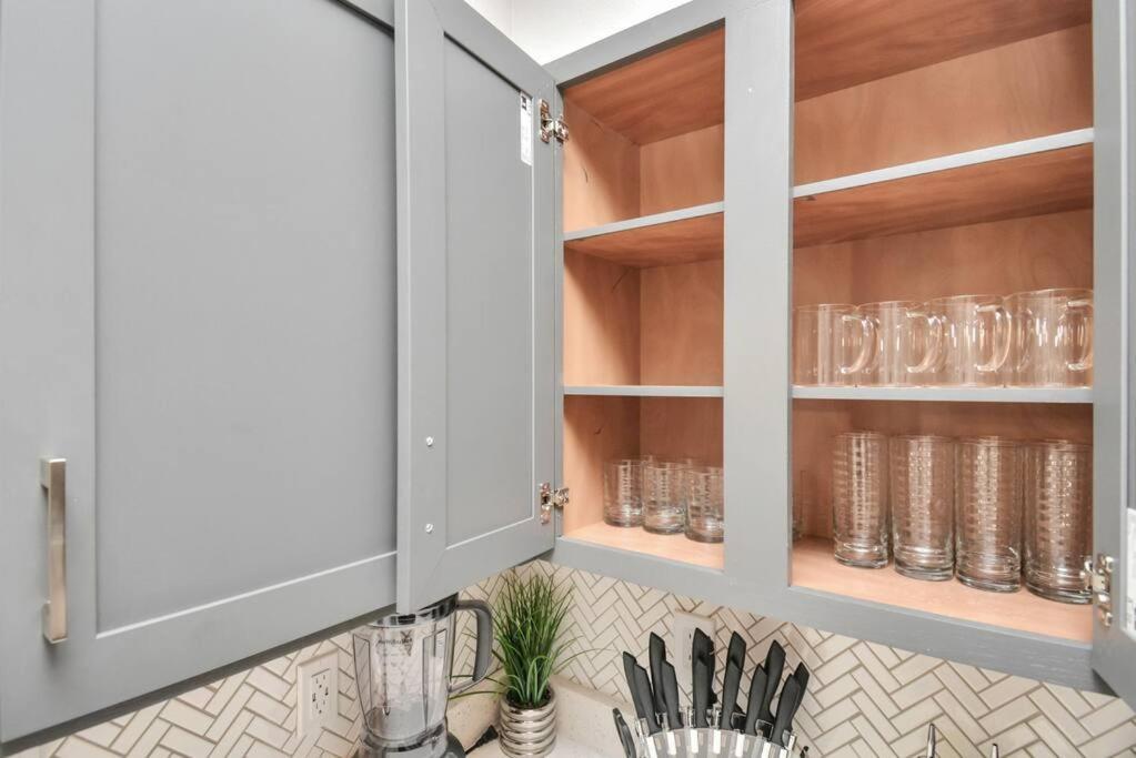 Apartment Luxury 1br ,nrg ,downtown ,med Center,galleria *